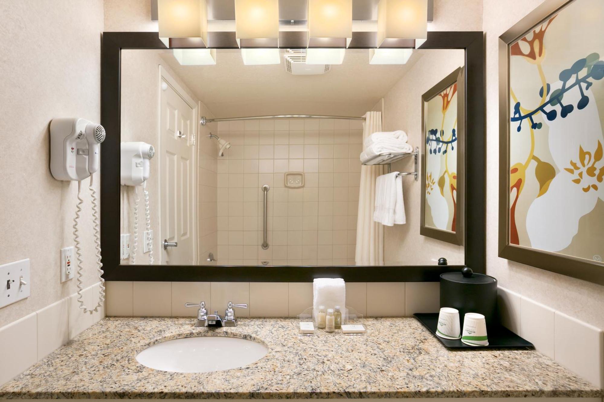 Hotel Wingate By Wyndham Calgary South Extérieur photo