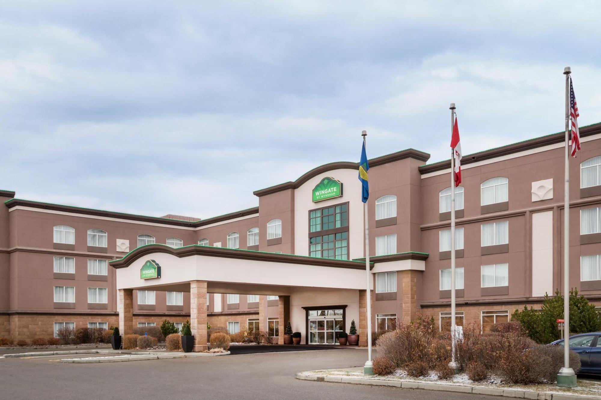 Hotel Wingate By Wyndham Calgary South Extérieur photo