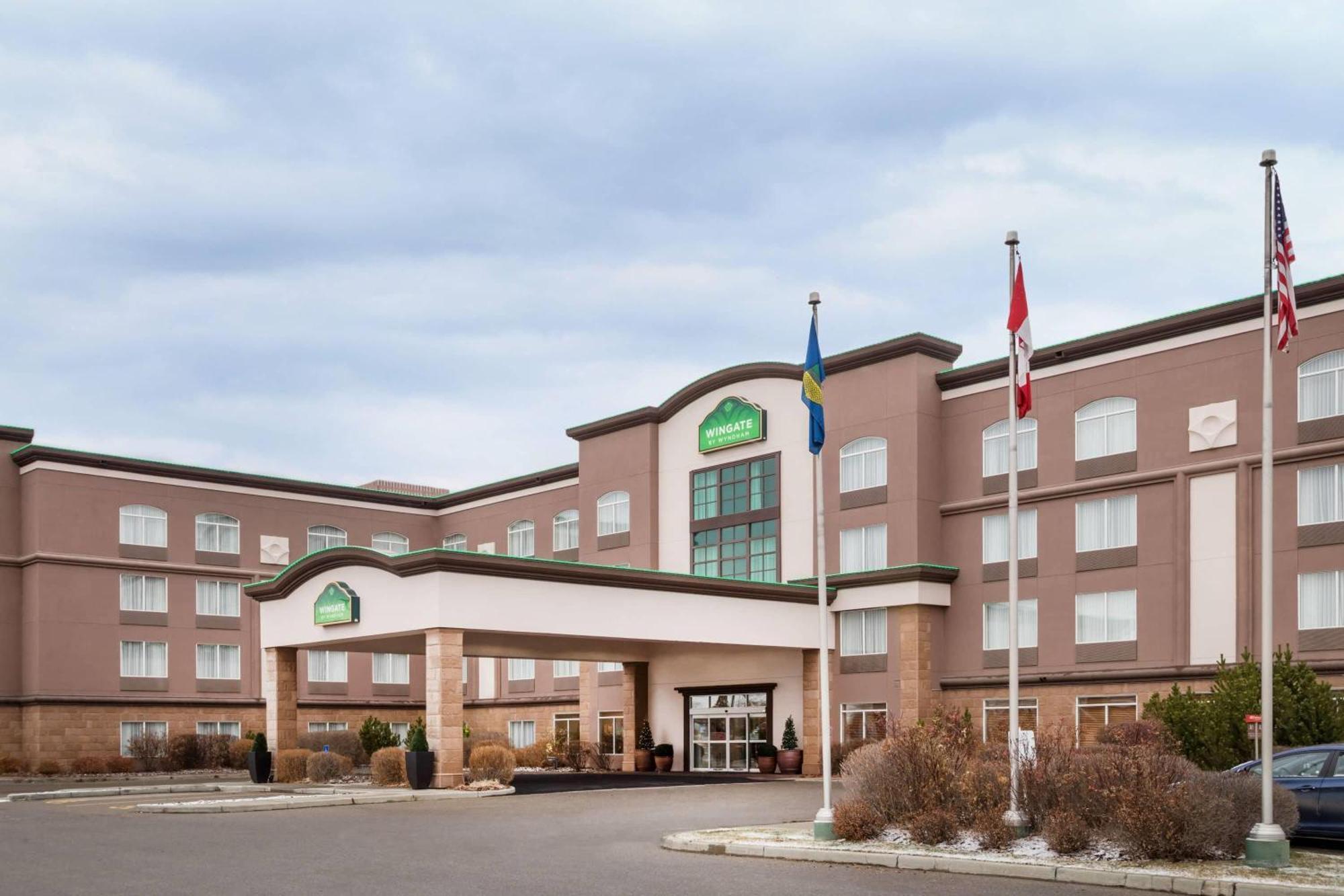 Hotel Wingate By Wyndham Calgary South Extérieur photo